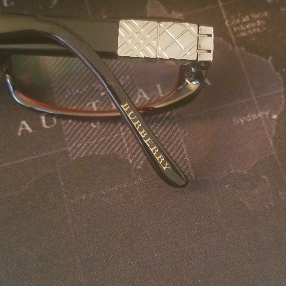 Burberry Women's Glasses + Nova Check Plaid Case - Picture 7 of 8